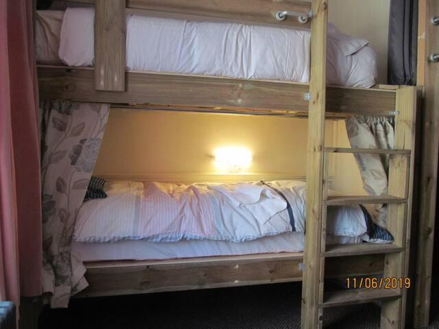 Les Fleurs Accommodation Dover Exterior photo